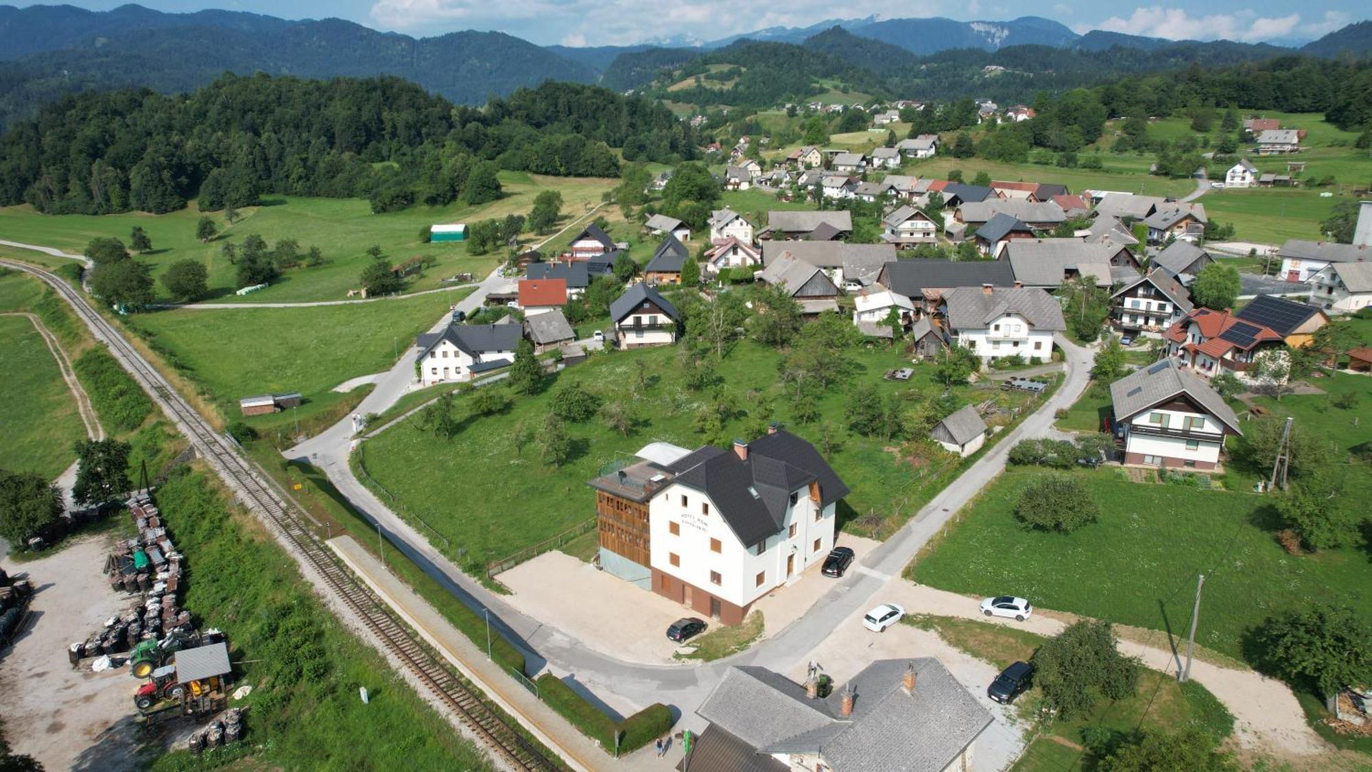 Aparthotel Hom At Vintgar Zgornje Gorje 外观 照片